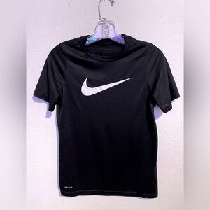 Women’s Nike Shirt